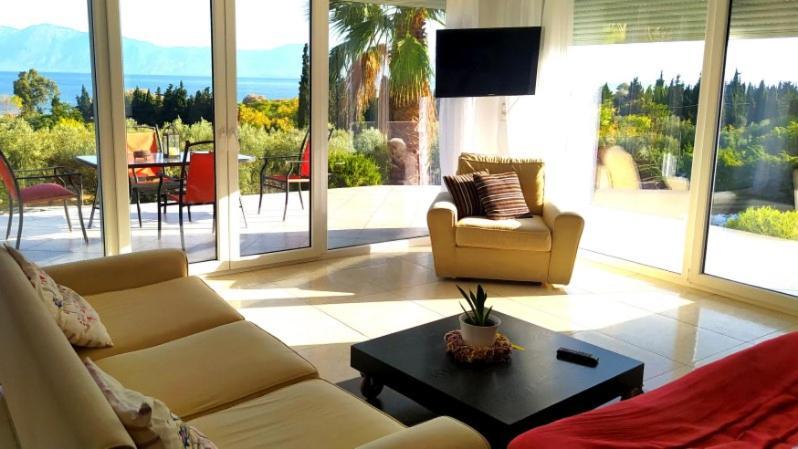 View Διαμερισμα Villa Loukissia Exterior photo